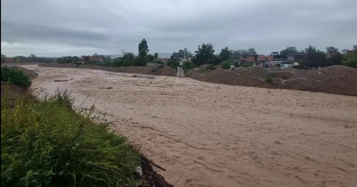 Jujuy en alerta naranja por lluvias- crecioacute el Xibi Xibi y hay rutas intransitables