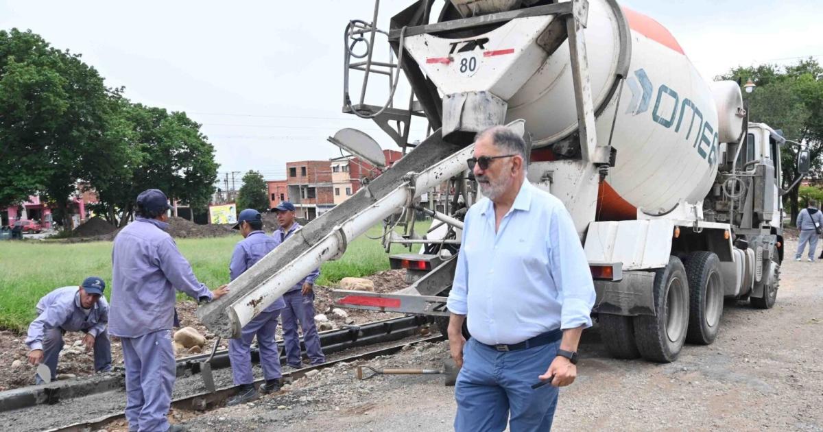 Intendente Jorge supervisoacute obras encaradas en el Barrio Kennedy