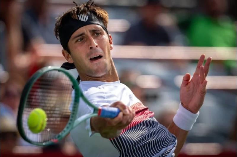 Soacutelido triunfo de Etcheverry para meterse en la tercera ronda del Abierto de Australia
