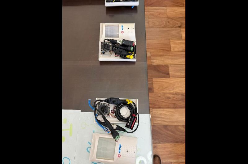 Rogelio Frigerio denuncioacute que encontroacute dispositivos de espionaje ilegal en su oficina