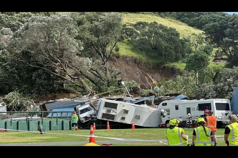 Deslizamiento de tierra en un camping en Nueva Zelanda- hay personas desaparecidas