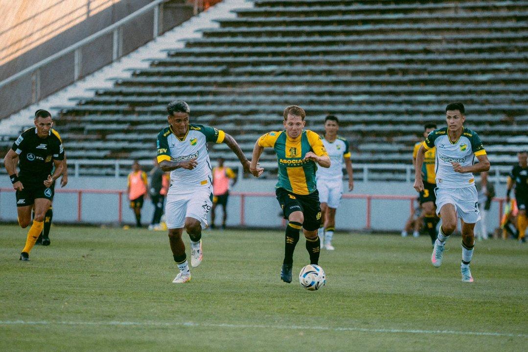 Aldosivi y Defensa y Justicia debutaron con un empate 0-0 en Mar del Plata