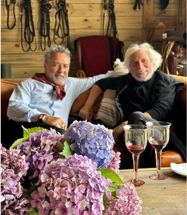 ldquoCorchordquo Rodriacuteguez subastoacute cuadros inspirados en el candombe para ayudar a centro cultural uruguayo