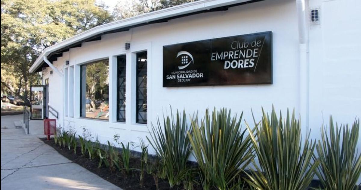 Dictaraacuten talleres sobre imagen digital y como comenzar un negocio