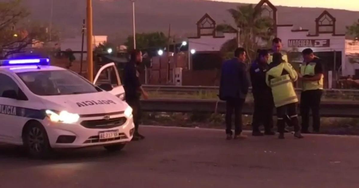 Fallecioacute una joven que iba como acompantildeante de un motociclista
