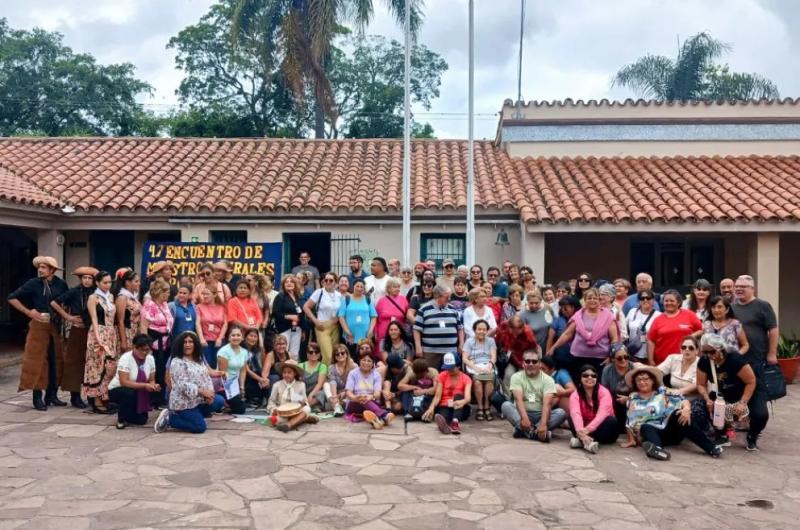 Finalizoacute el Encuentro de Maestros Rurales Argentinos y Latinoamericanos 