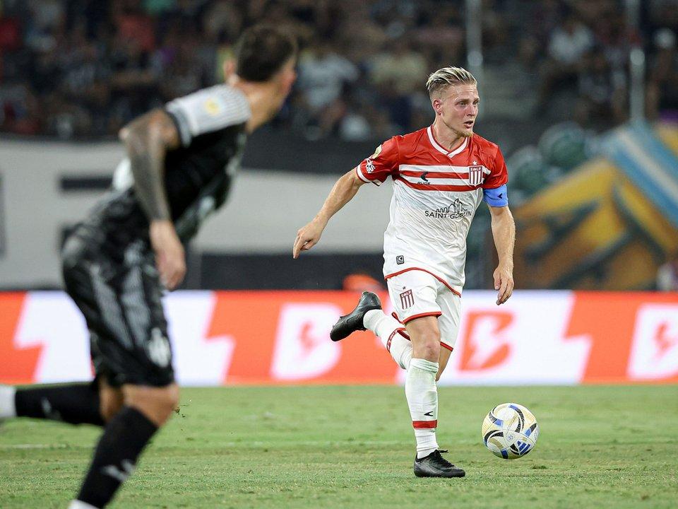 Ascacibar cada vez maacutes cerca de Boca- los detalles de la operacioacuten