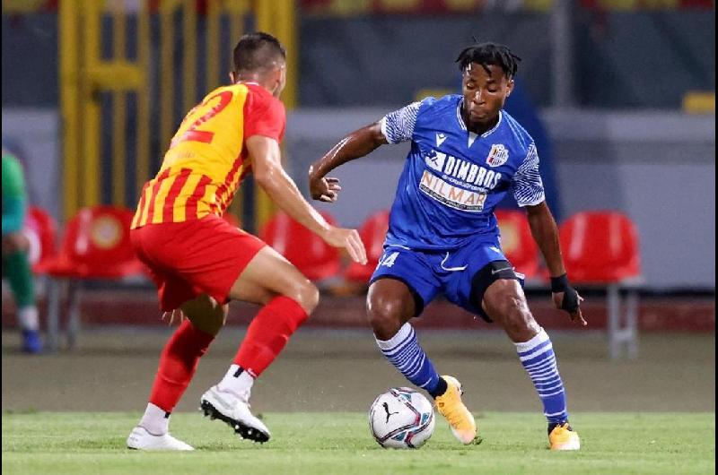 Sorprendente- Riestra reforzaraacute el ataque con un delantero nigeriano