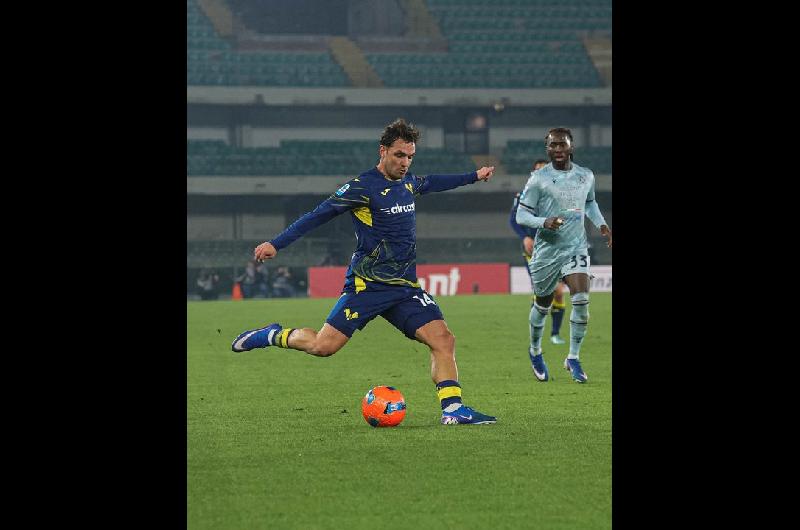 Udinese ganoacute y hundioacute al Hellas Verona en el fondo de la Serie A