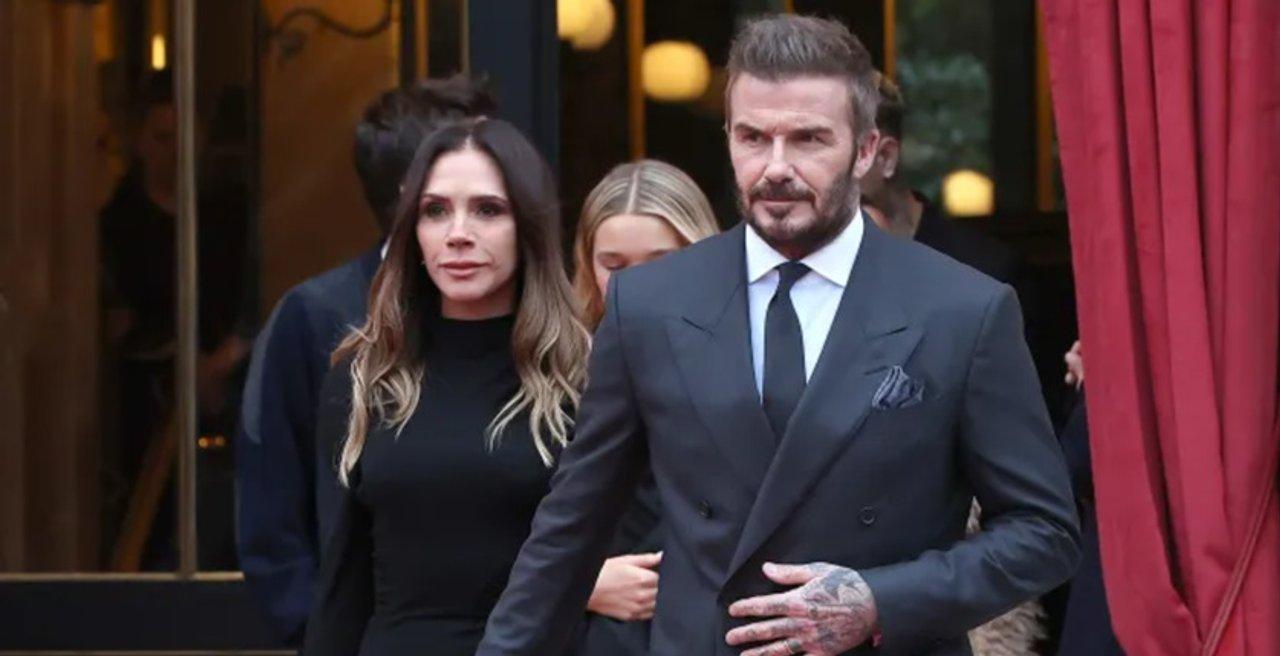 Victoria Beckham fue distinguida en Francia en medio del escaacutendalo familiar