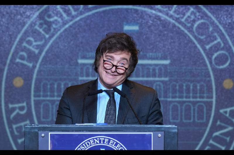 Milei volvioacute a criticar al kirchnerismo y sostuvo que ldquopor suerte estaacuten de salidardquo