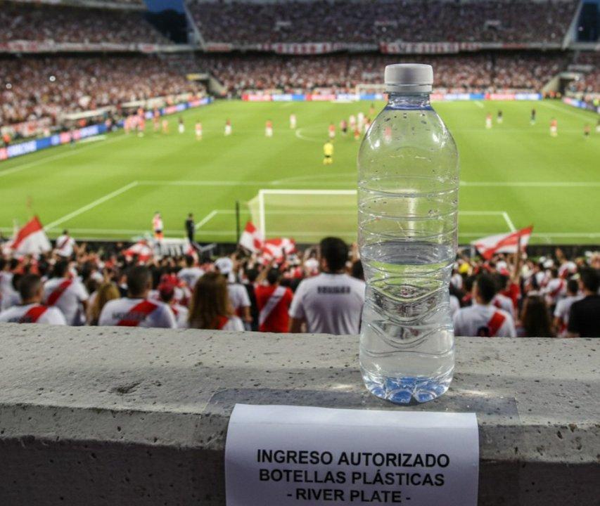 Calor extremo en el Monumental- River toma una medida clave para sus hinchas