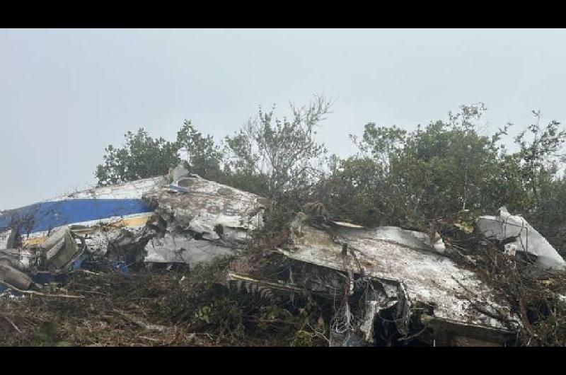 Tragedia aeacuterea en Colombia- se estrelloacute un avioacuten de pasajeros y no hay sobrevivientes