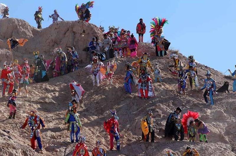 Uquiacutea tambieacuten invita a sus encuentros y festivales 