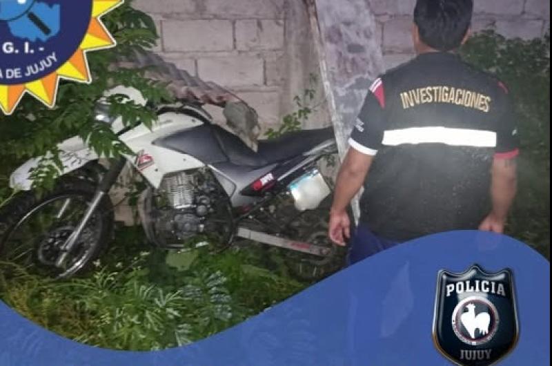 Recuperan motos robadas y hay detenidos