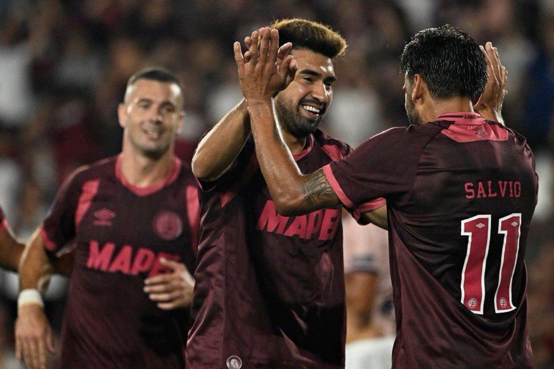 Lanuacutes vencioacute a Unioacuten y alcanzoacute la cima de la Zona A del Torneo Apertura