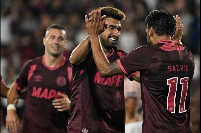 Lanuacutes vencioacute a Unioacuten y alcanzoacute la cima de la Zona A del Torneo Apertura