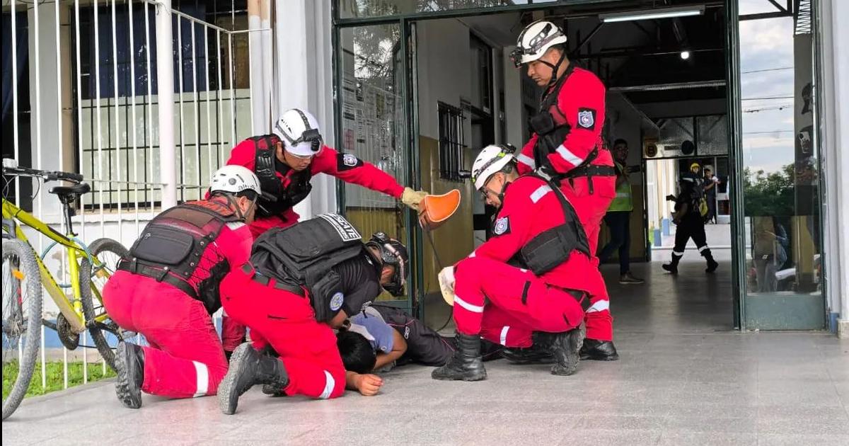 Efectuaron ejercicios de evacuacioacuten en un hospital