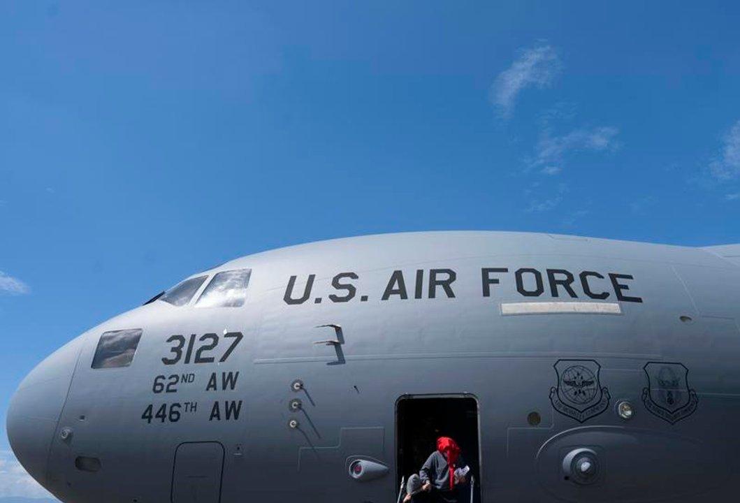 The New York Times dice que Argentina negocia recibir deportados de otras nacionalida desde Estados Unidos