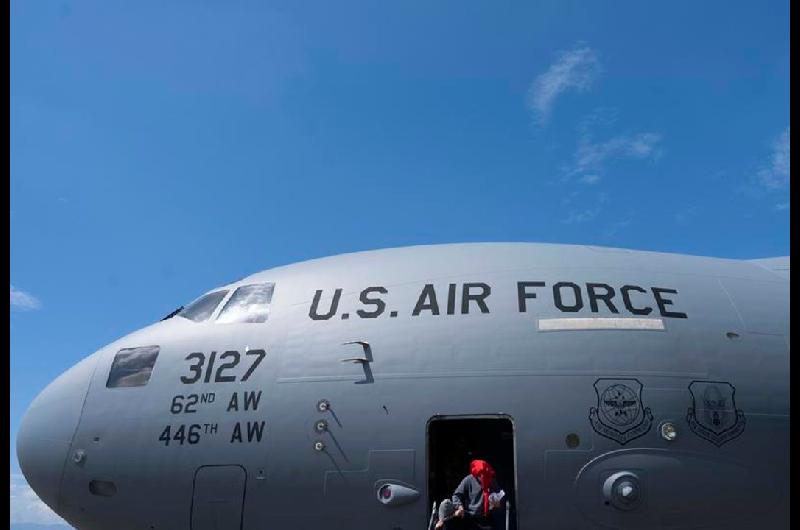 The New York Times dice que Argentina negocia recibir deportados de otras nacionalida desde Estados Unidos