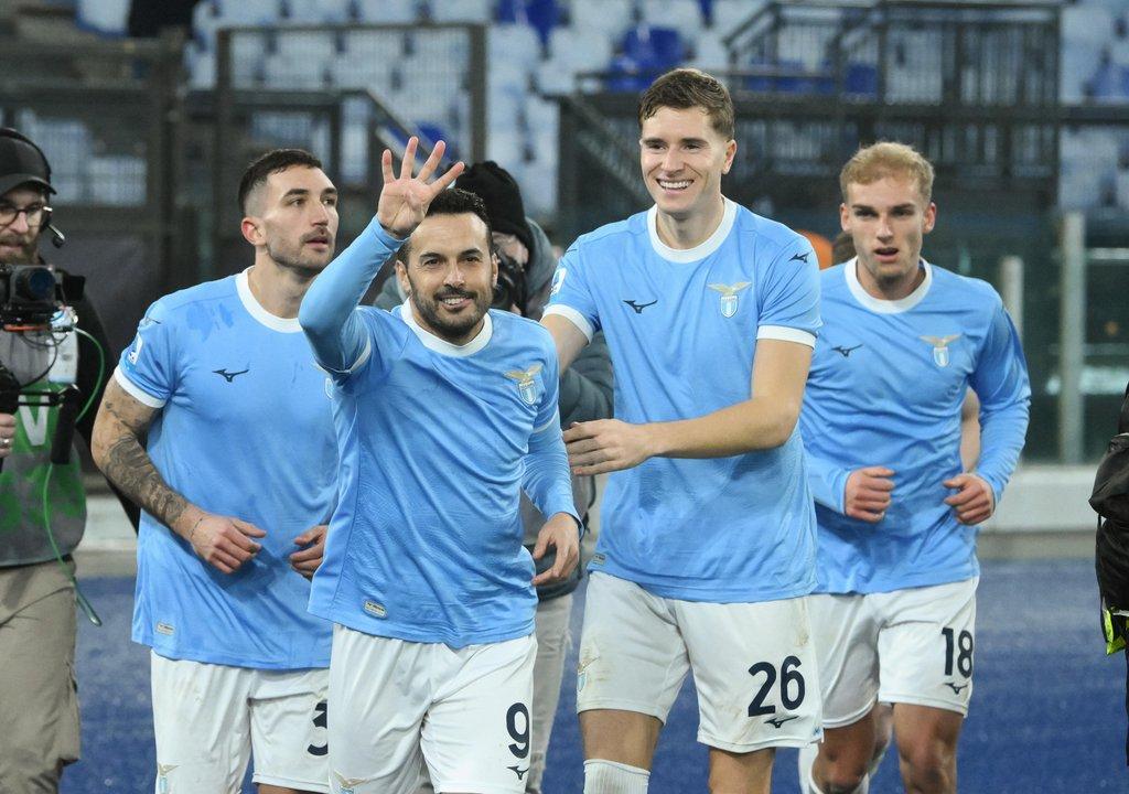 Triunfo agoacutenico de Lazio ante Genoa por la Serie A