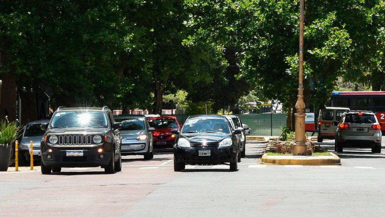 Guerra de patentes- Nacioacuten acusa a la Ciudad de ser el distrito maacutes caro del paiacutes