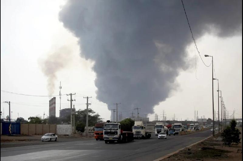 Potente explosioacuten sacude el sur de Iraacuten y deja viacutectimas en medio de la tensioacuten con EEUU