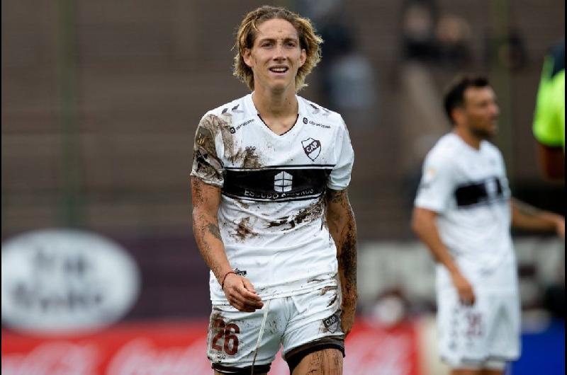 Mercado al rojo vivo- figuras conocidas siguen sin club