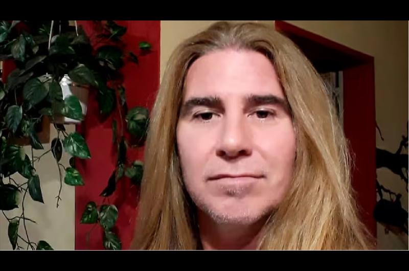 Dramaacutetico pedido de ayuda de Vicente Viloni en redes- Perdoacuten no puedo maacutes