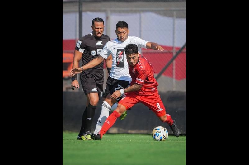 Poleacutemico empate entre Barracas Central y Deportivo Riestra en el Torneo Apertura