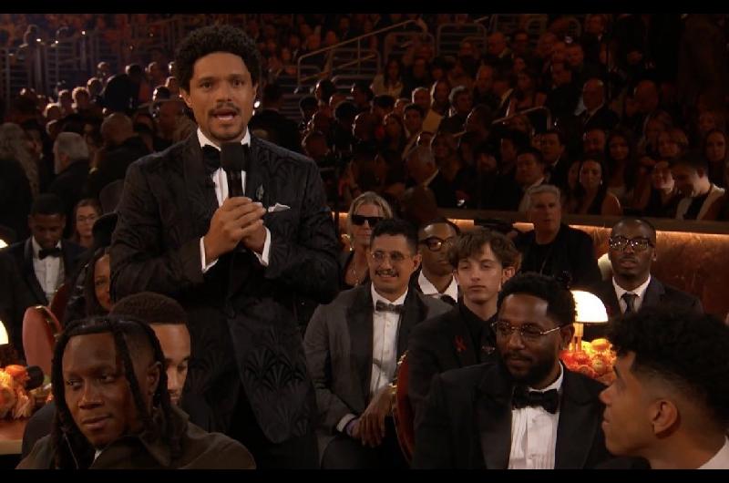 Grammys- Trump amenazoacute con demandar al conductor por un chiste sobre el caso Epstein