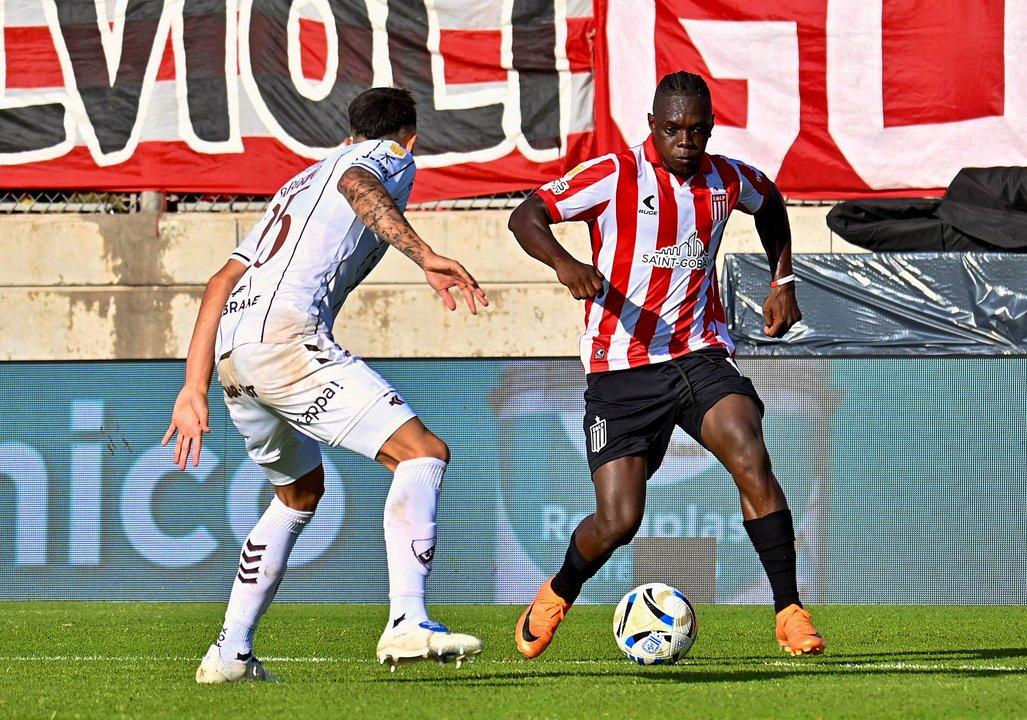 Estudiantes- se cayoacute la transferencia del colombiano Cetreacute a Athletico Paranaense de Brasil