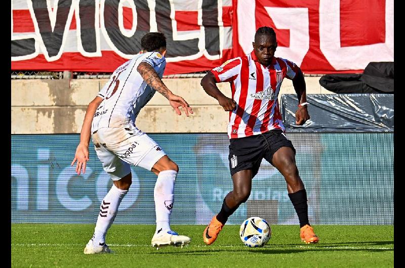 Estudiantes- se cayoacute la transferencia del colombiano Cetreacute a Athletico Paranaense de Brasil