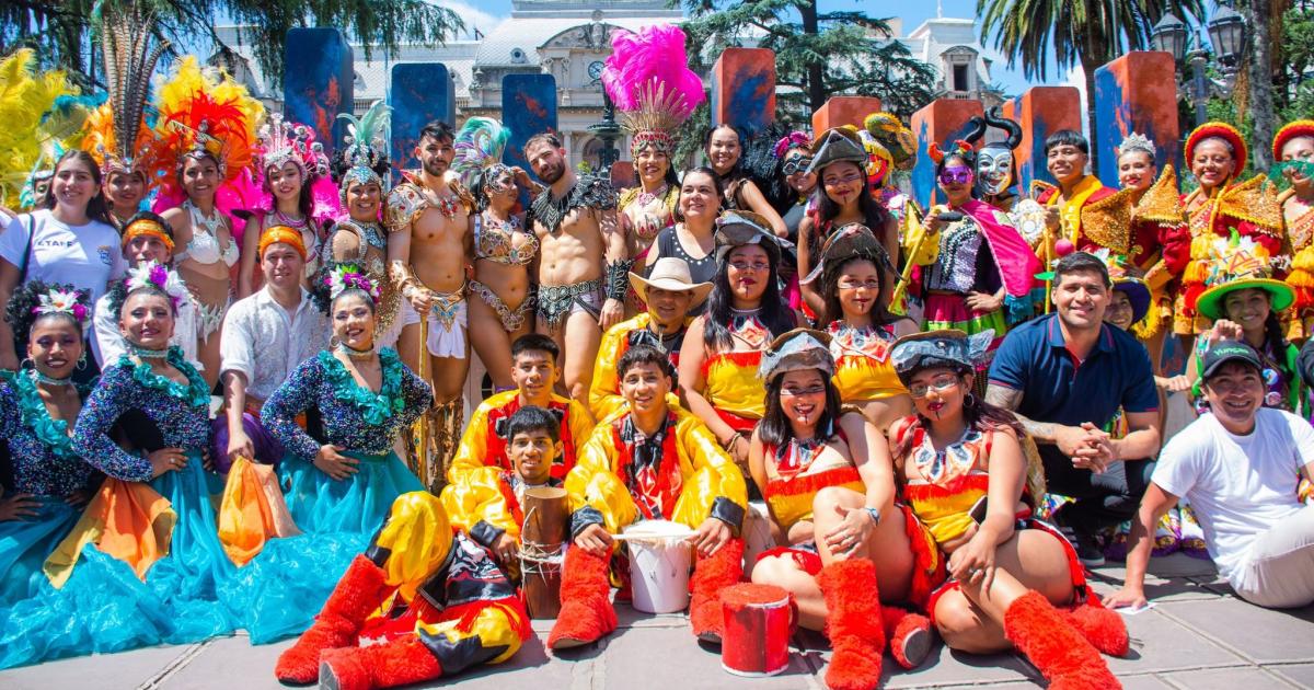 Este saacutebado comienzan los tradicionales corsos de San Pedro de Jujuy