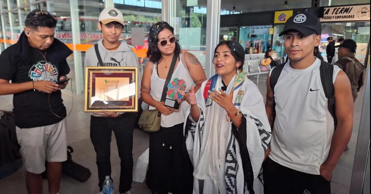 Regresoacute Wara Calpanchay tras ser premiada como Revelacioacuten en Cosquiacuten