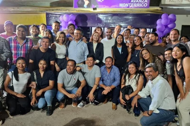 Ezequiel Atauche acompantildeoacute la reciente inauguracioacuten de un nuevo espacio en Monterrico