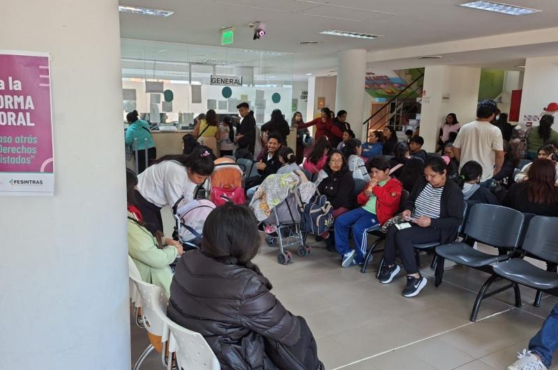 Apuap anuncioacute jornada de protesta contra la reforma laboral y asamblea de profesionales