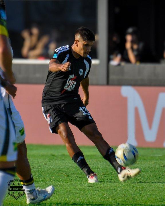 Riestra seraacute local en el Nuevo Gasoacutemetro por la Sudamericana