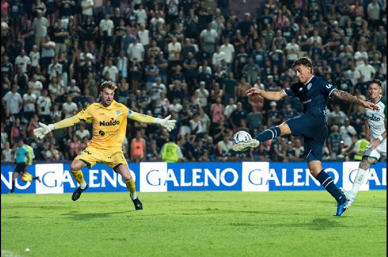 Independiente Rivadavia le ganoacute a Sarmiento por 2 a 1 y mantiene el puntaje perfecto en el Apertura 2026