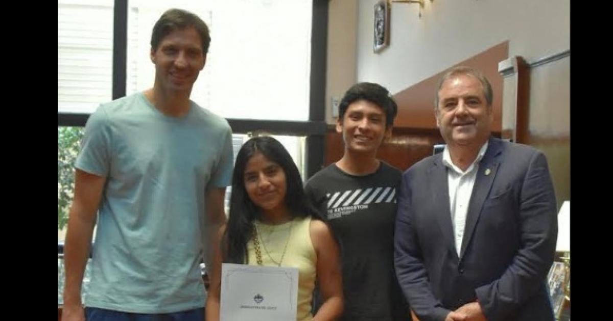 Reconocimiento de la Legislatura a labor artiacutesticade Wara Calpanchay