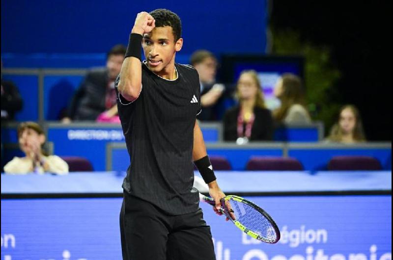 Auger-Aliassime vencioacute a Mannarino y defendioacute el tiacutetulo en el ATP de Montpellier