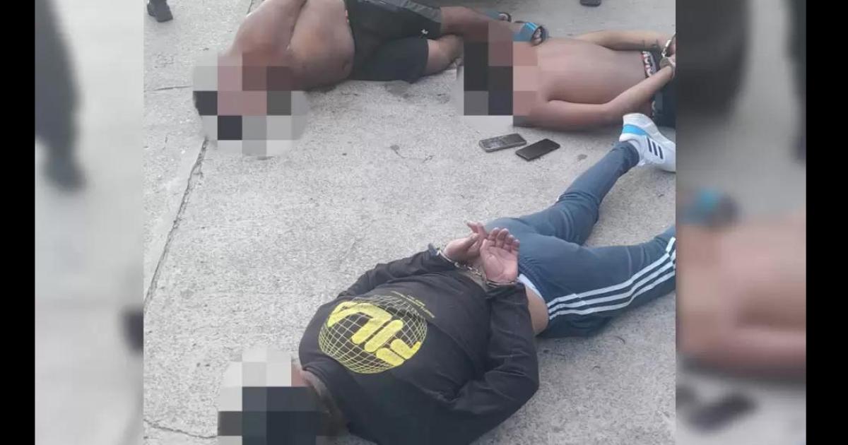 Una persecucioacuten por el centro de San Pedro terminoacute con tres joacutevenes demorados