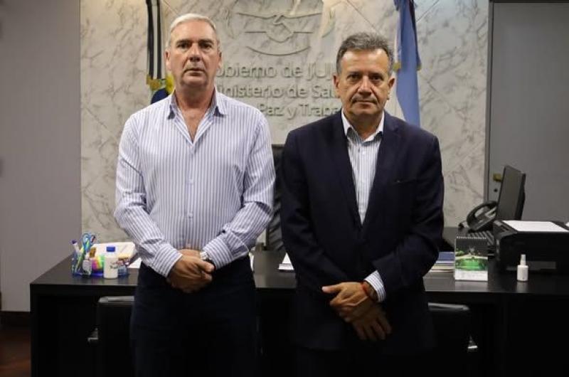 Nueva reunioacuten por la carrera de Medicina