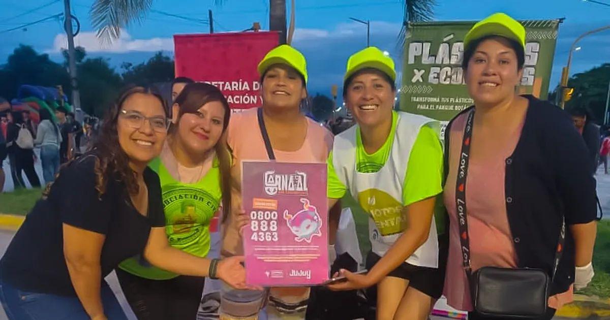 Desplegaron campantildea de prevencioacuten en los corsos capitalinos 2026