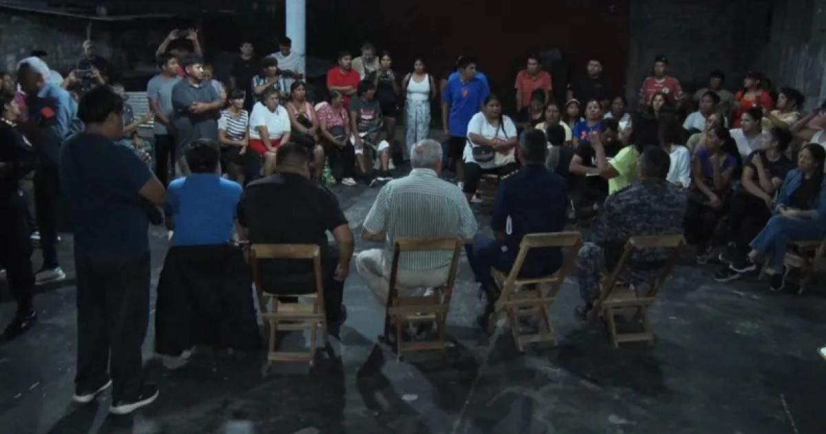 Tras la violencia vecinos de 9 de Julio se reunieroncon la policiacutea y fiscales