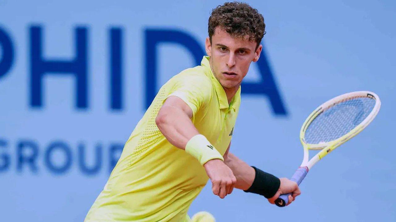 Juan Manuel Ceruacutendolo quedoacute eliminado del Argentina Open en los octavos de final