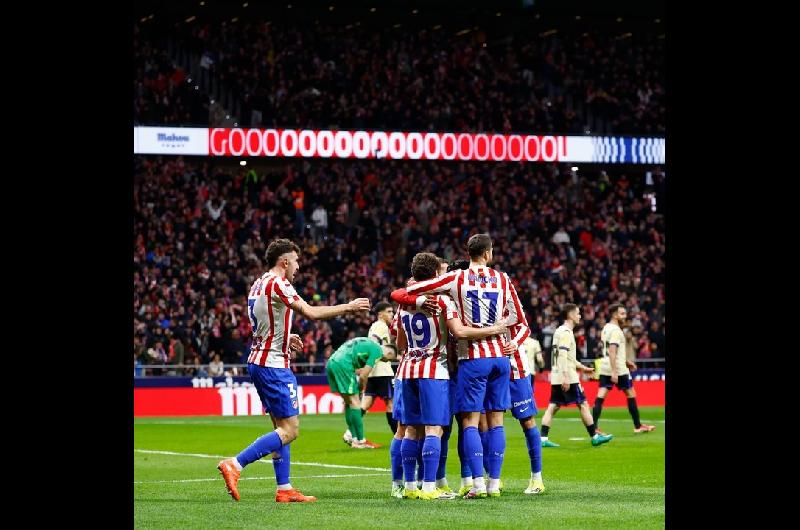 Atleacutetico de Madrid goleoacute a Barcelona y quedoacute a un paso de la final de la Copa del Rey