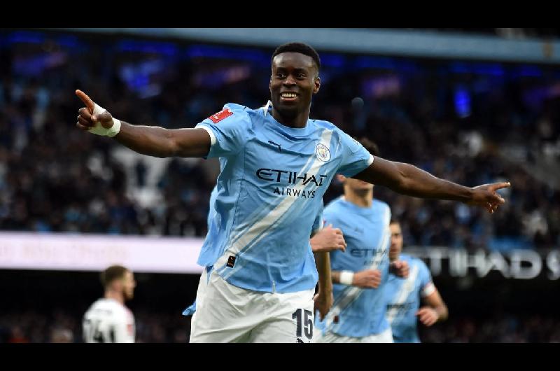 Manchester City superoacute a Salford City y avanzoacute a octavos de final en la FA Cup