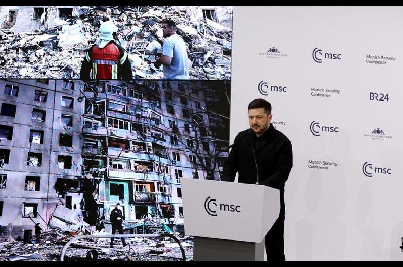 Zelenski pone condiciones para la paz- quiere una garantiacutea de seguridad para su paiacutes por 20 antildeos