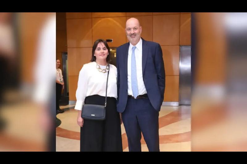 Denuncian penalmente a Sturzenegger y piden investigar un contrato de 114 millones de pesos con la AACI